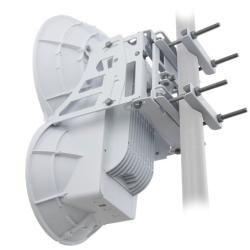 UBNT AirFiber AF-24, 1.4Gbps+ Backhaul, 24GHz (cena za kus)